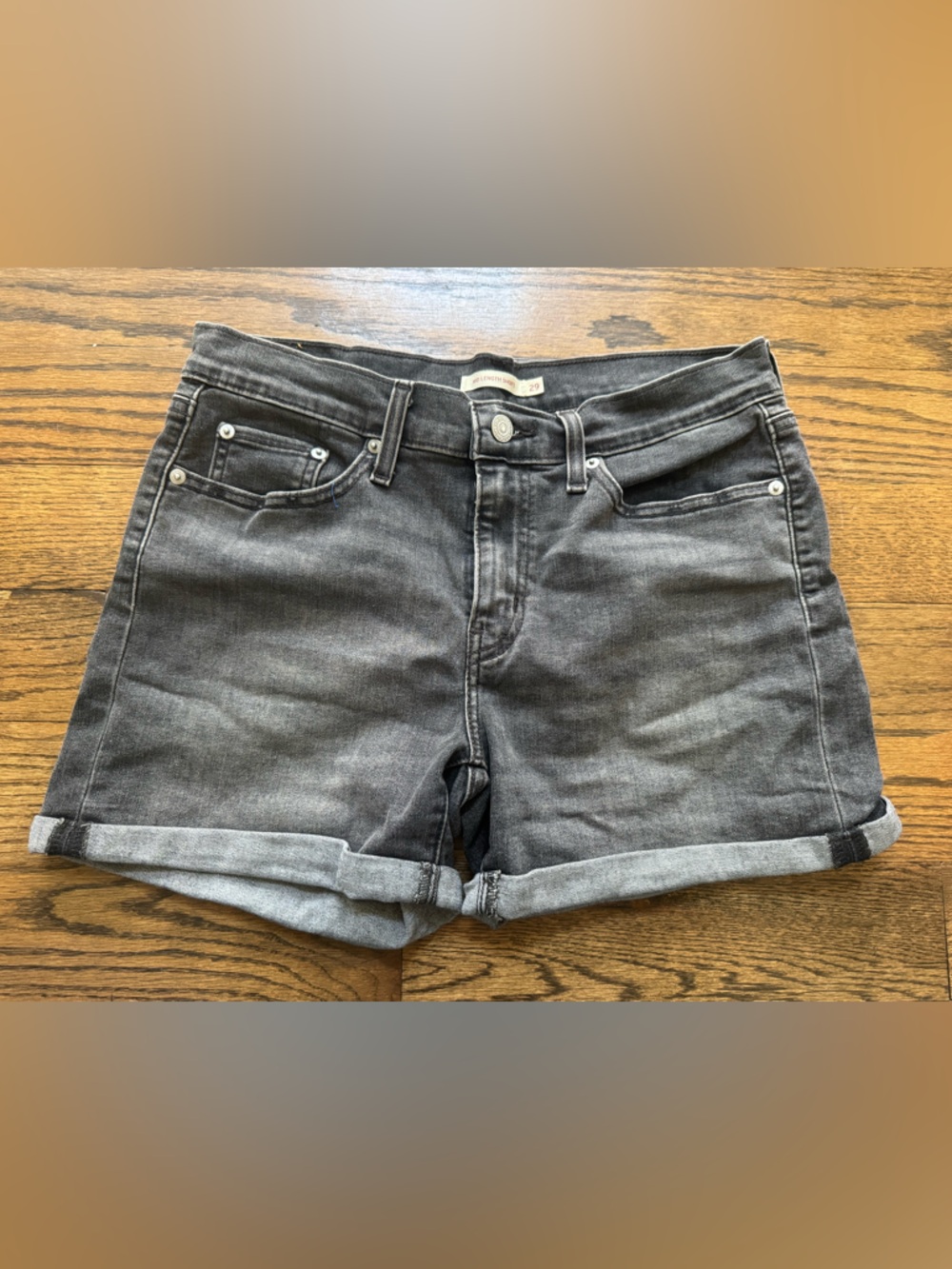 Levi’s Mid Length Denim Shorts Gray Wash Size 29